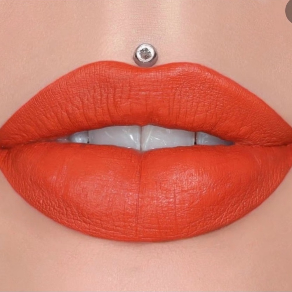 Jeffree Star Velour Liquid Matte Lipstick in Pain Is Pleasure